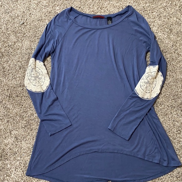 BKE tunic - Picture 1 of 1